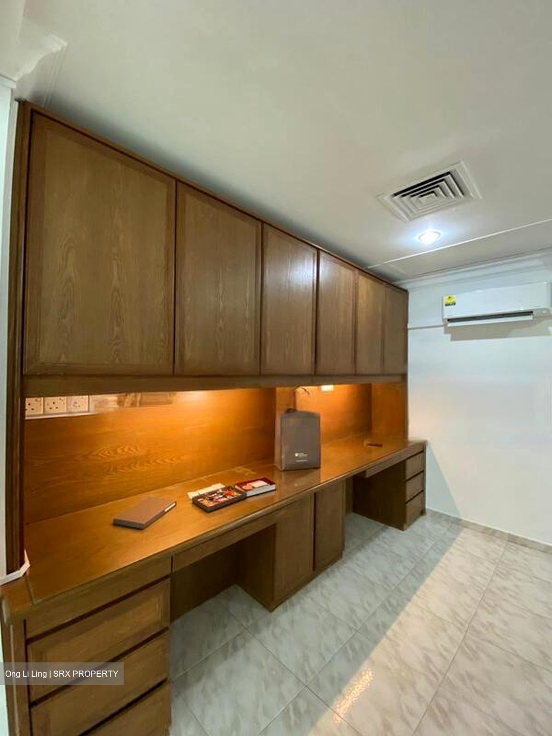 River Valley Road (D9), Apartment #464374411